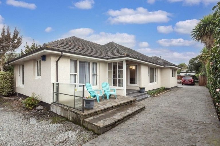 Photo of property in 49 Ilam Road, Upper Riccarton, Christchurch, 8041