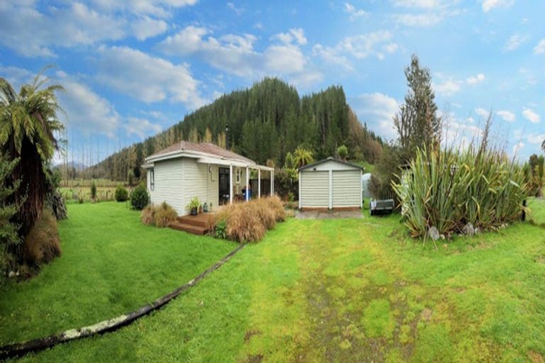 Photo of property in 58 Boatmans Road, Cronadun, Reefton, 7895