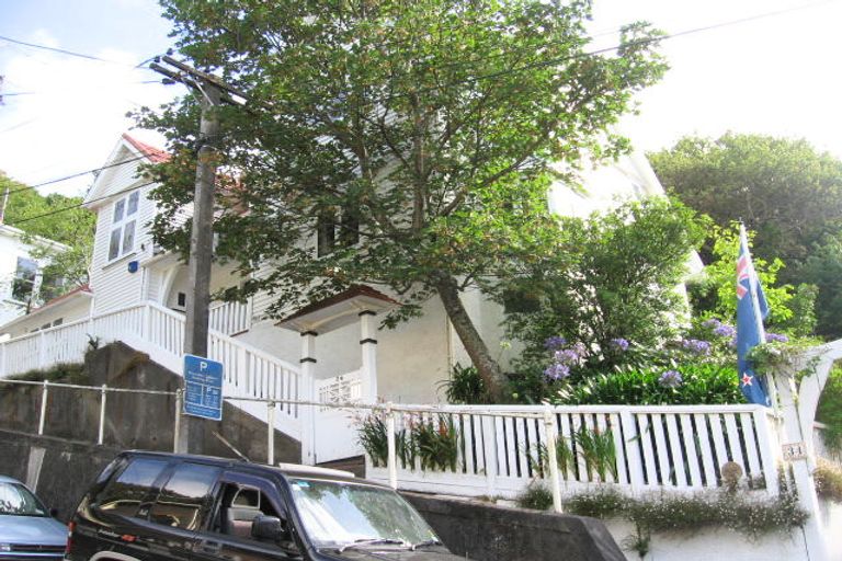 Photo of property in 34 Newman Terrace, Thorndon, Wellington, 6011