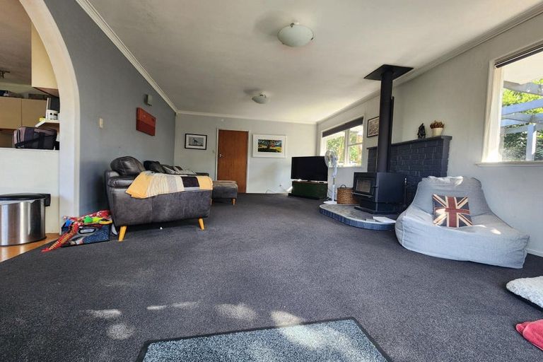 Photo of property in 85 Hutchinsons Road, Bucklands Beach, Auckland, 2014