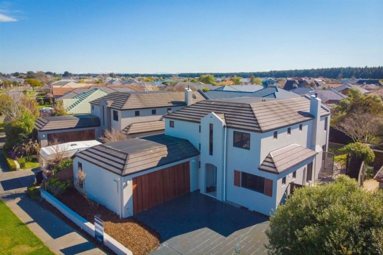 Photo of property in 93a Broadhaven Avenue, Parklands, Christchurch, 8083