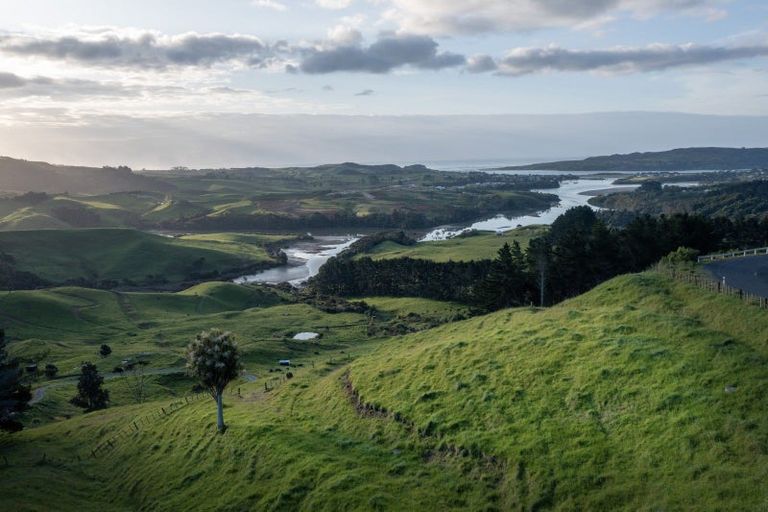 Photo of property in 116 Maungatawhiri Road, Raglan, 3295