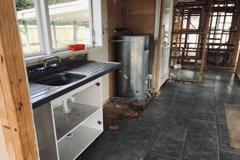 Photo of property in 4 Yorke Road, Haruru, 0204