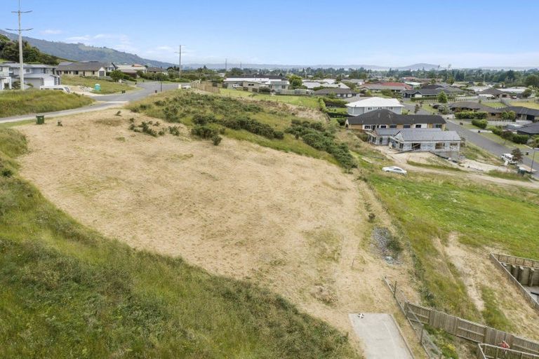 Photo of property in 27 Baxendale Drive, Matipo Heights, Rotorua, 3015