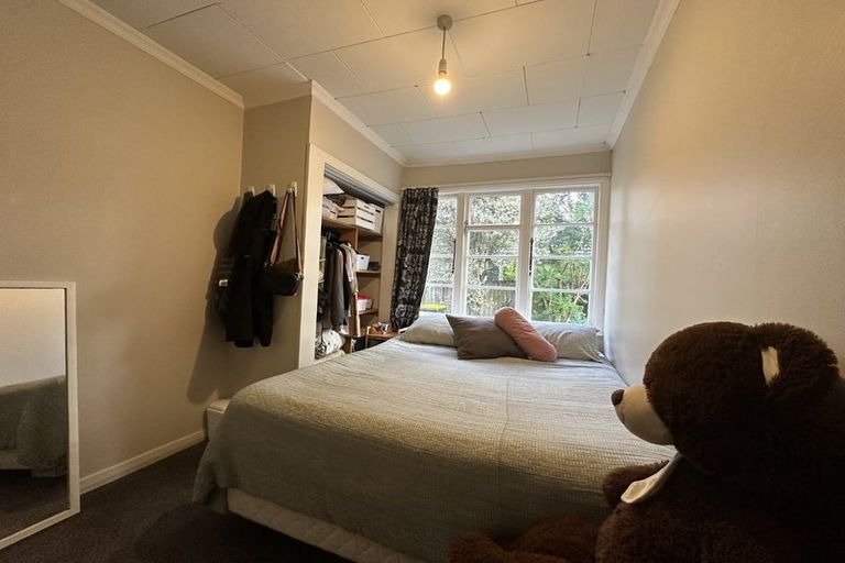 Photo of property in 43 Kirkwood Avenue, Upper Riccarton, Christchurch, 8041