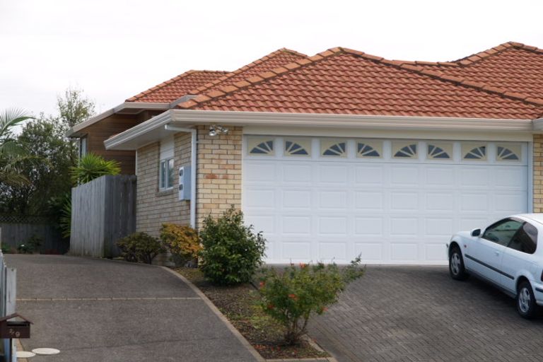 Photo of property in 2/9 Faldo Drive, Golflands, Auckland, 2013