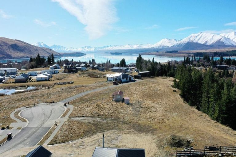 Photo of property in 16 Edwards Lane, Lake Tekapo, 7999