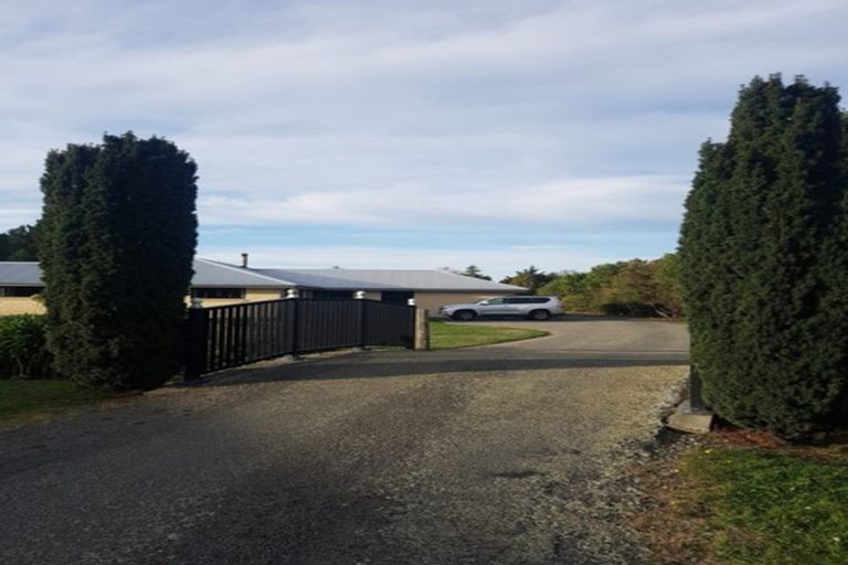 Photo of property in 33 Waterbridge Way, Rolleston, 7614