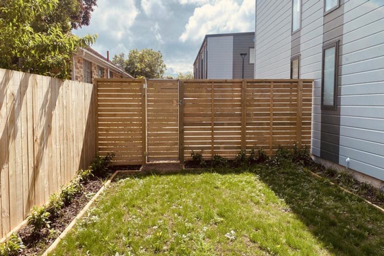 Photo of property in 1/30 Bowater Place, Manurewa, Auckland, 2102