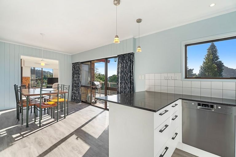 Photo of property in 17 Kauri Place, Tairua, 3508