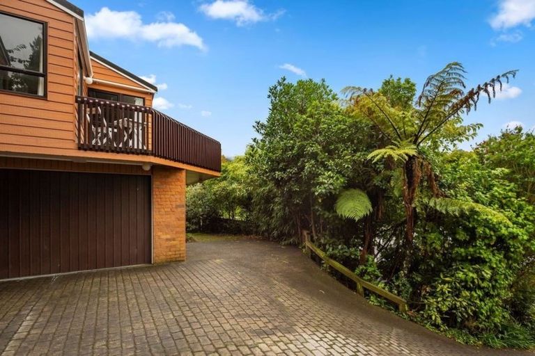 Photo of property in 45b Larsen Crescent, Tawa, Wellington, 5028