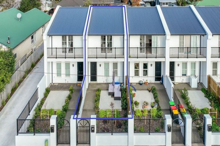 Photo of property in 6/12 Burke Street, Addington, Christchurch, 8024