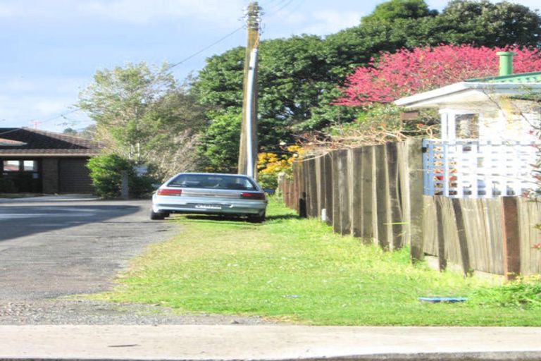Photo of property in 11 Ford Avenue, Te Kamo, Whangarei, 0112