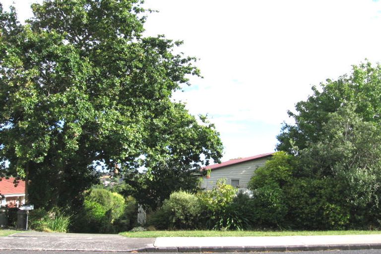 Photo of property in 27 Alton Avenue, Hillcrest, Auckland, 0627