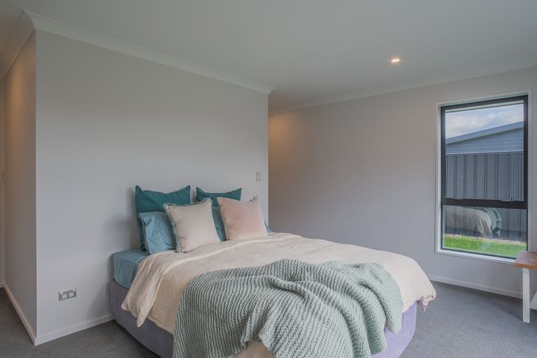 Photo of property in 25 Lazarette Loop, Gleniti, Timaru, 7910