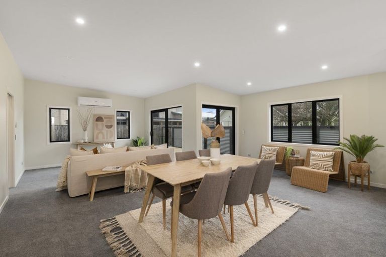 Photo of property in 10a Queenwood Road, Levin, 5510