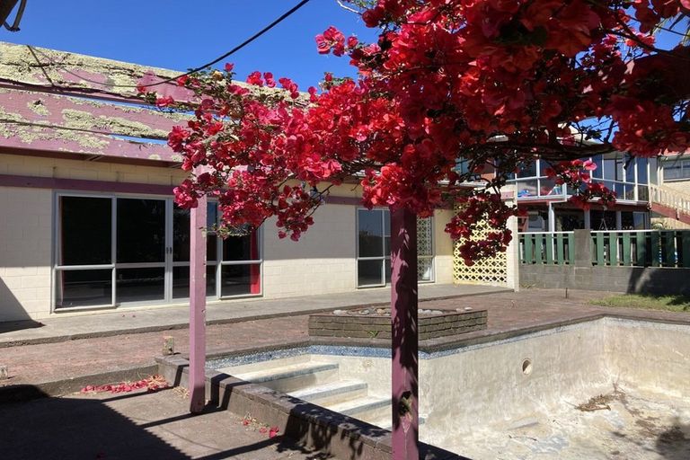 Photo of property in 42 Hume Street, Waitara, 4320