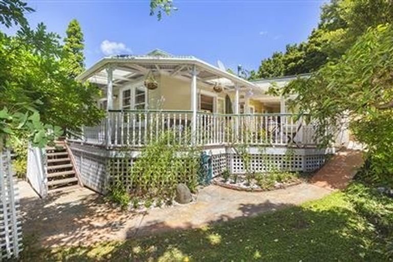 Photo of property in 28 View Road, Warkworth, 0910