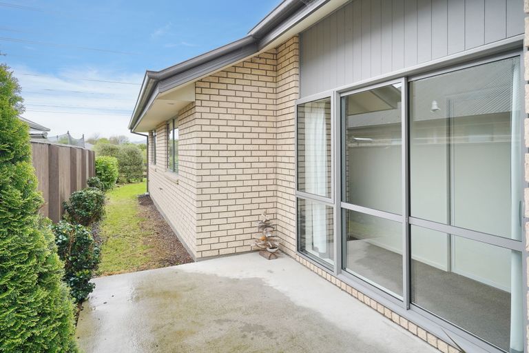 Photo of property in 23 Charente Way, Yaldhurst, Christchurch, 8042