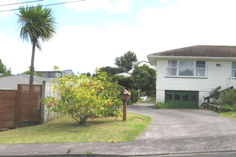 Photo of property in 1/4 Varlene Terrace, Forrest Hill, Auckland, 0620