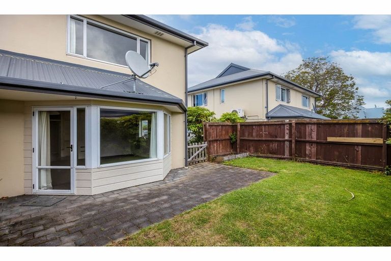 Photo of property in Burkedale Court, 7/105 Burke Street, Sydenham, Christchurch, 8023