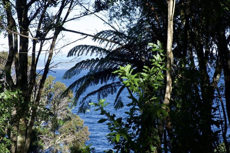 Photo of property in 1 Whakamoenga Point, Acacia Bay, Taupo, 3385