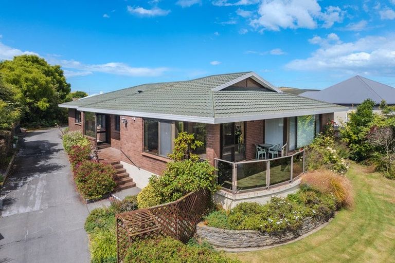 Photo of property in 11 Mersey Street, South Hill, Oamaru, 9400
