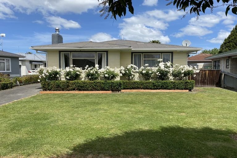 Photo of property in 103 Riverslea Road North, Parkvale, Hastings, 4122