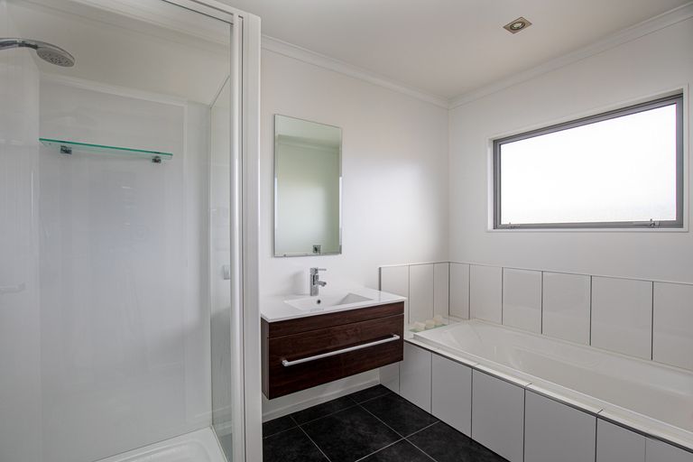 Photo of property in 6 Holdom Place, Clyde, 9330