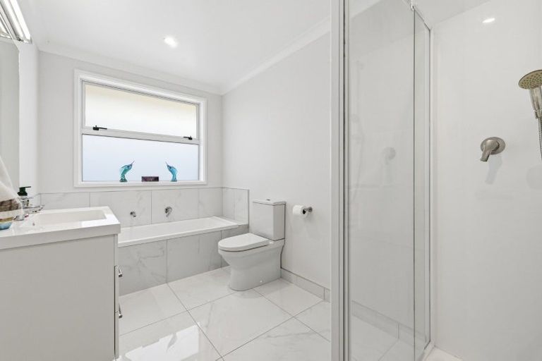 Photo of property in 9 Rotomanu Place, Pyes Pa, Tauranga, 3112