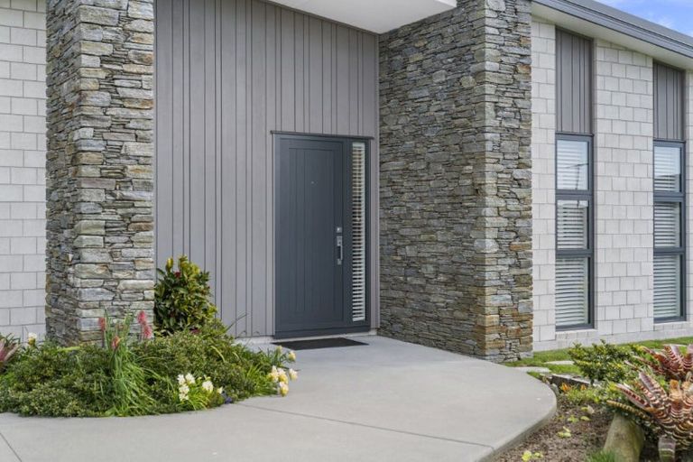 Photo of property in 24 Goodwin Crescent, Pyes Pa, Tauranga, 3112