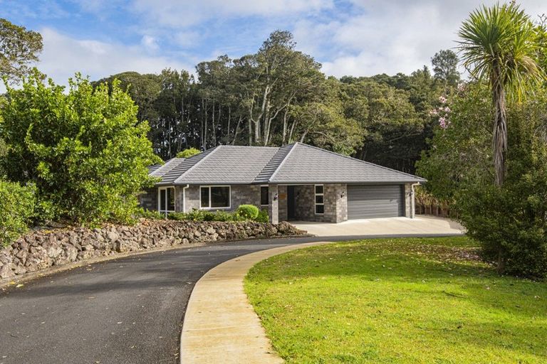 Photo of property in 9 Cookham Place, Maunu, Whangarei, 0179