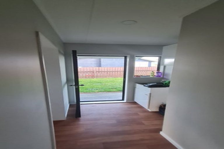 Photo of property in 26 Pukeko Street, Paraparaumu, 5032