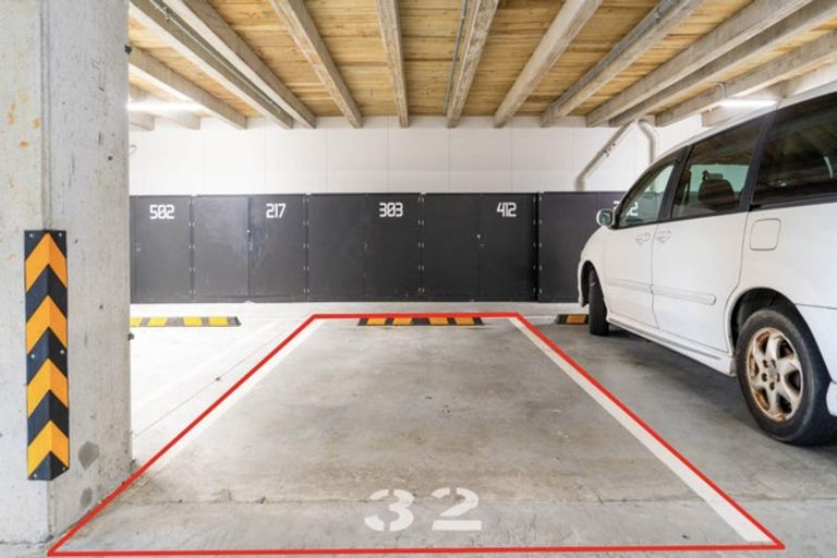 Photo of property in 305/19 Rawene Road, Birkenhead, Auckland, 0626