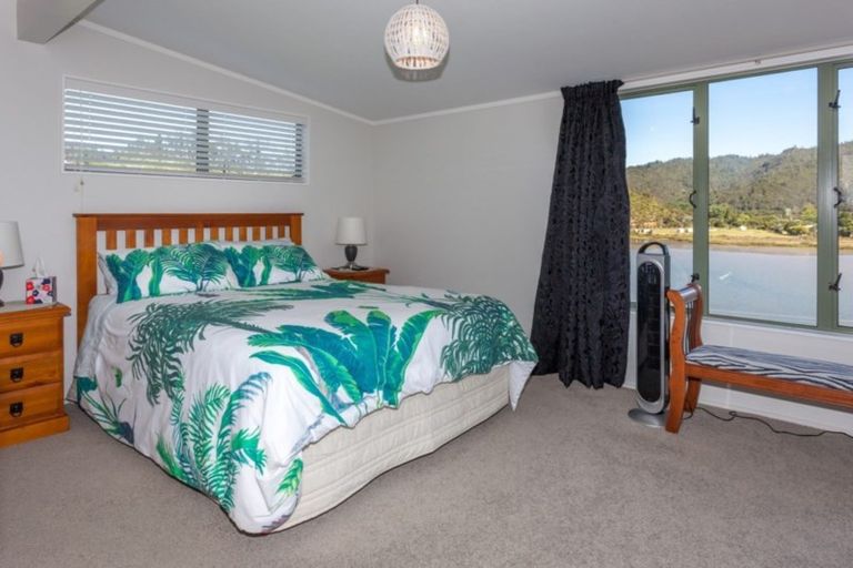 Photo of property in 30 Pepe Road, Tairua, 3508