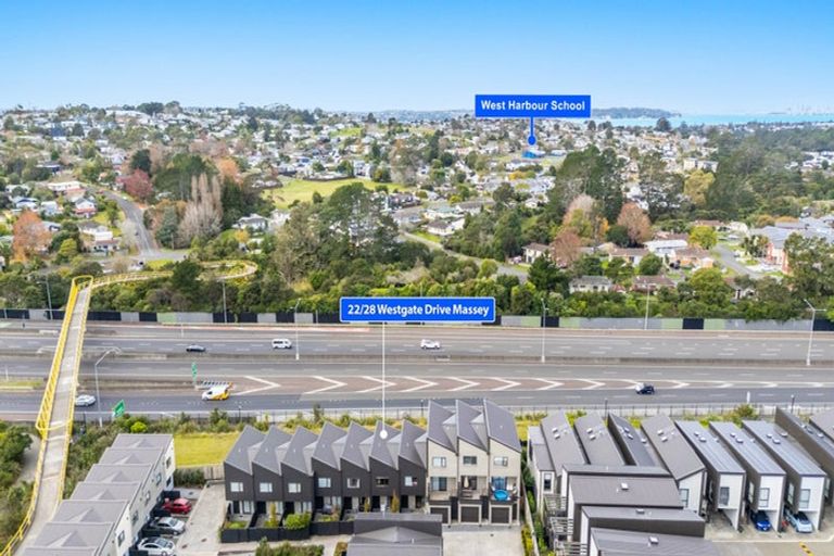 Photo of property in 22/28 Westgate Drive, Westgate, Auckland, 0614