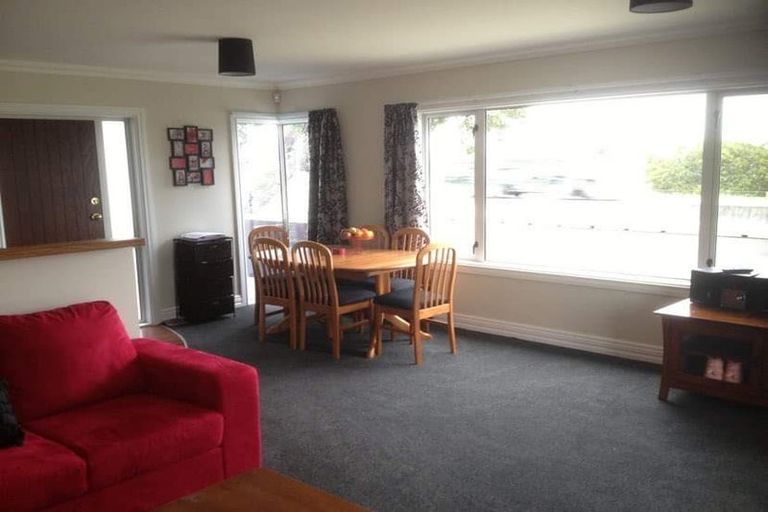 Photo of property in 35 Pukeko Place, Westshore, Napier, 4110