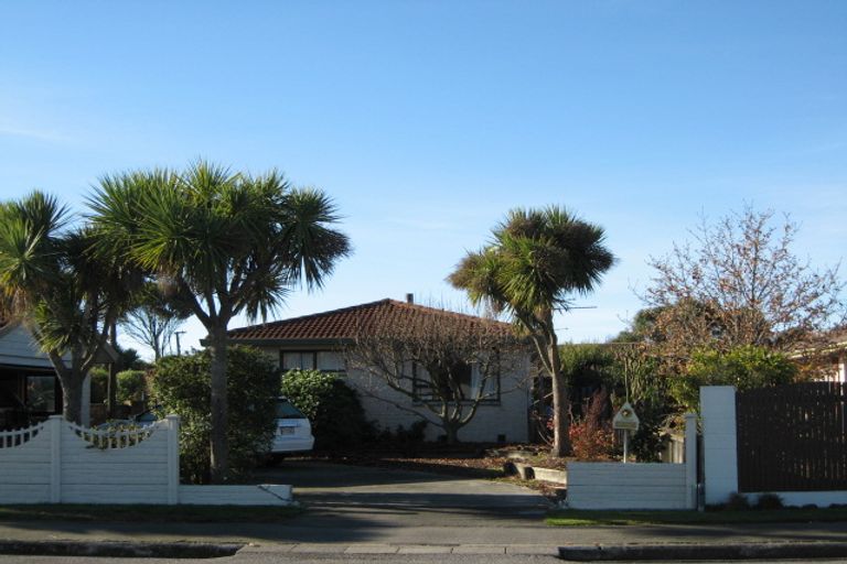 Photo of property in 132 Bower Avenue, New Brighton, Christchurch, 8083