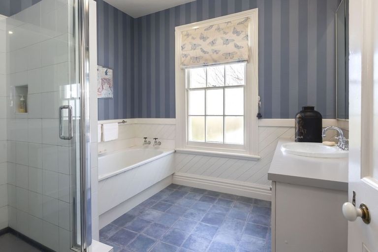 Photo of property in 54 Fendalton Road, Fendalton, Christchurch, 8014