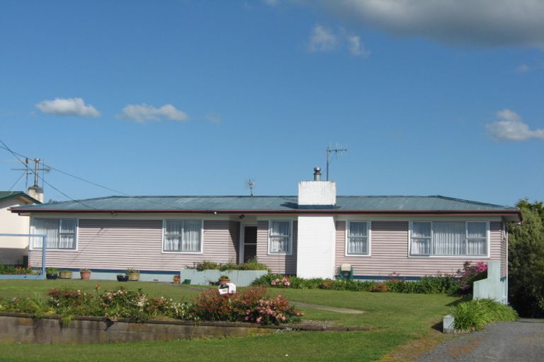 Photo of property in 56 Kimihia Road, Huntly, 3700