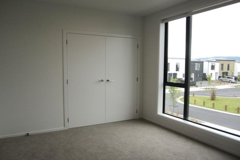 Photo of property in 27 Pipi Place, Levin, 5510