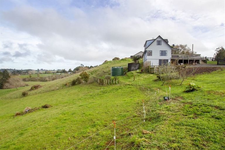 Photo of property in 1098 Ararimu Road, Ararimu, Drury, 2579