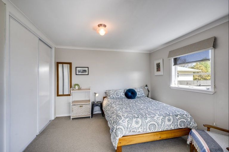 Photo of property in 41 Napier Street, Jervoistown, Napier, 4112