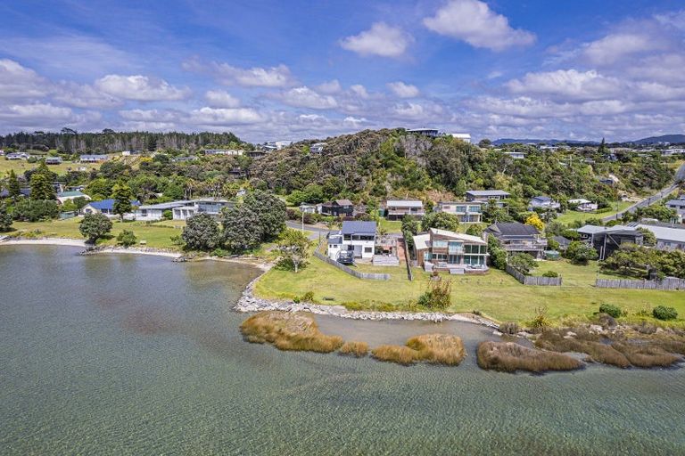Photo of property in 43 Lincoln Street, Mangawhai Heads, Mangawhai, 0505