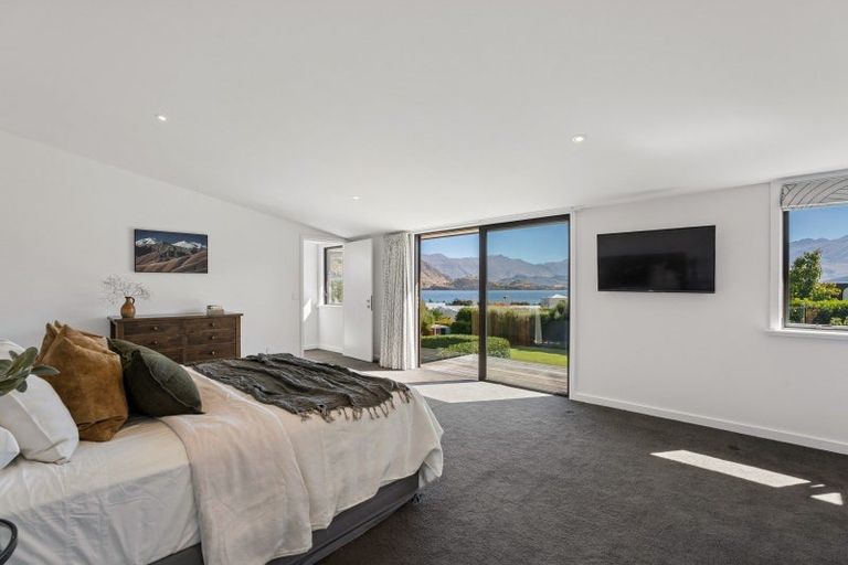 Photo of property in 314 Beacon Point Road, Wanaka, 9305