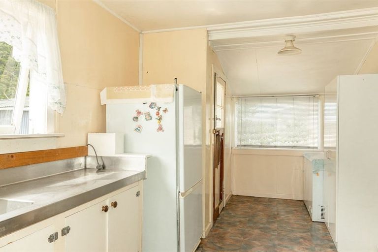 Photo of property in 70 Torea Street, Granity, 7823