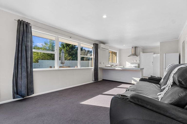 Photo of property in 11b Anthony Crescent, Bader, Hamilton, 3206