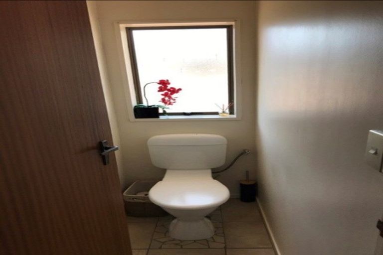 Photo of property in 1/13 Walter Strevens Drive, Conifer Grove, Takanini, 2112