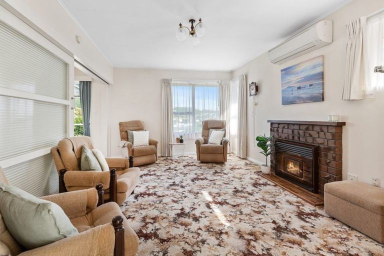 Photo of property in 48 Tarawera Road, Johnsonville, Wellington, 6037