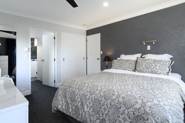 Photo of property in 2 Tinopai Drive, Omokoroa, 3114